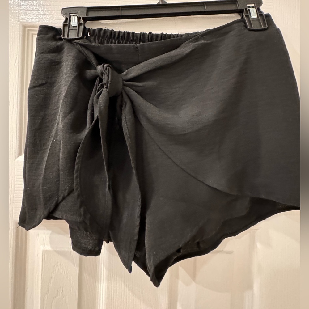 Jack by BB Dakota Black Dress Shorts